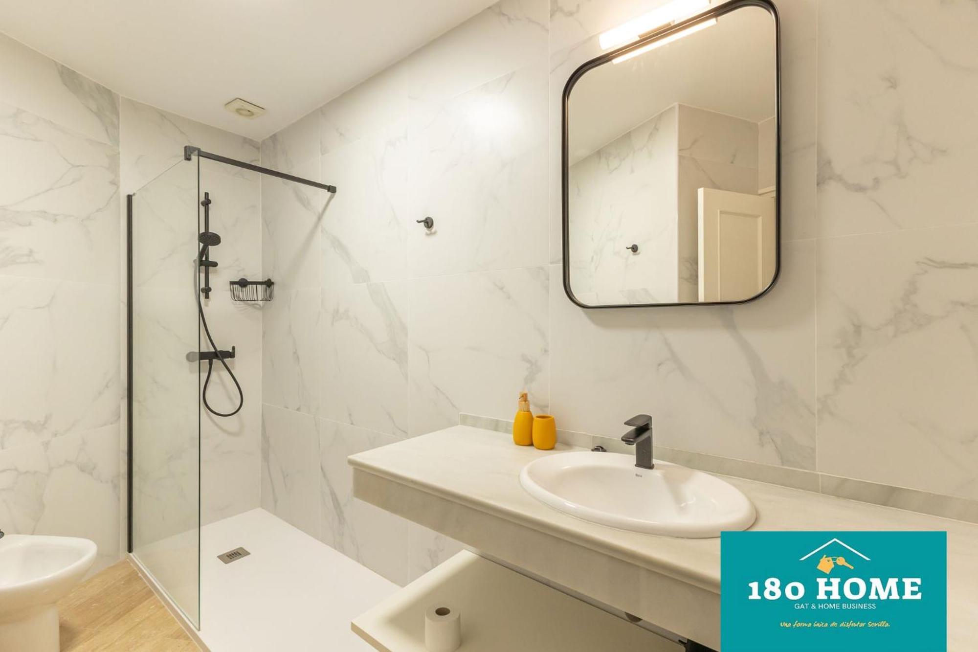 Apartamento 180 Goyeneta Luxury *